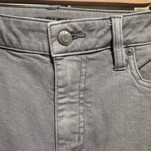 Lands’ End Grey Mid Rise Straight Leg Women’s Jeans Sz 6 - Picture 6 of 12